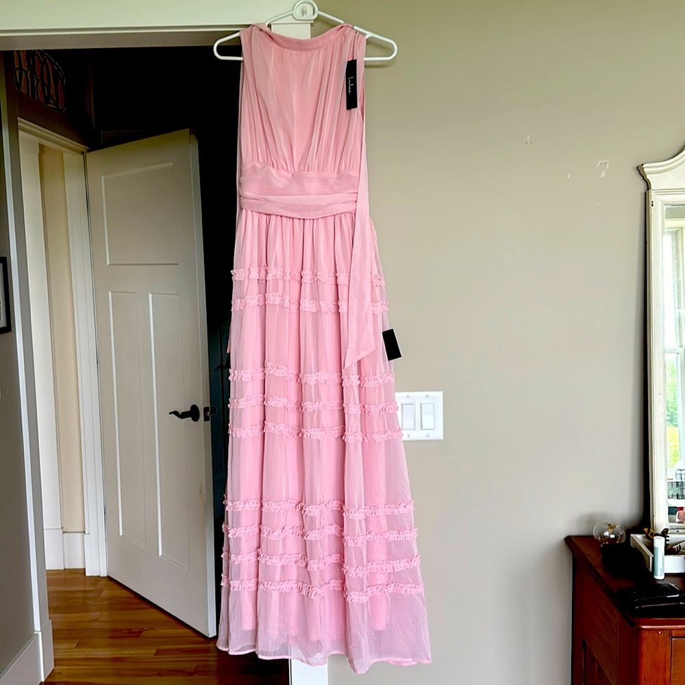 Brand new Lulu’s spring/summer dress. Tags still on!